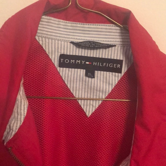 Red Tommy Hilfiger fall jacket / windbreaker - Picture 2 of 6